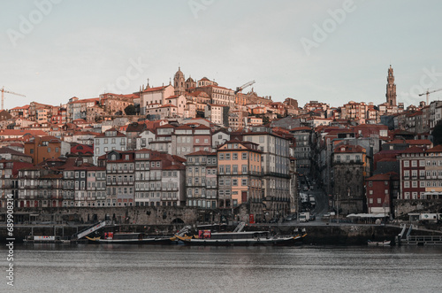 Porto
 (ID: 689908214)