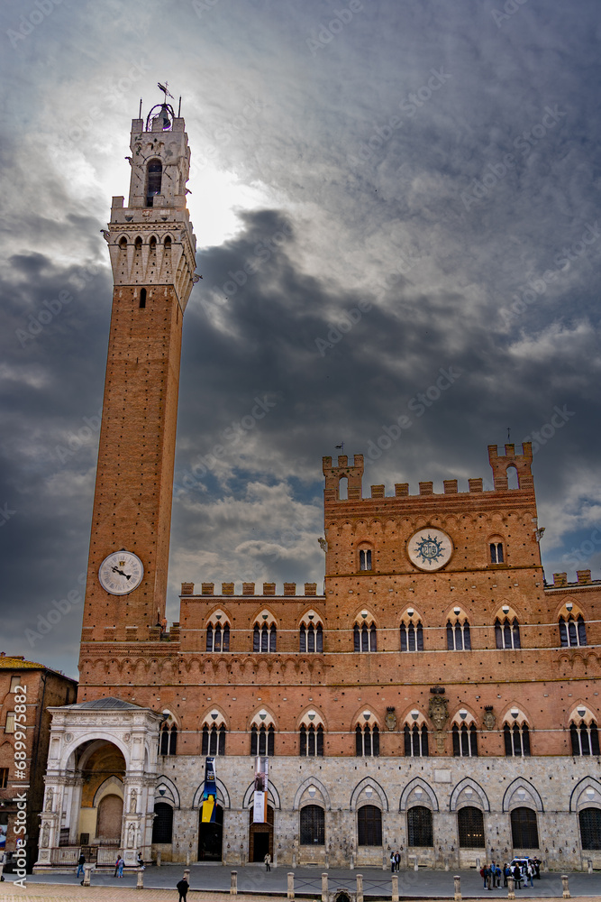 Fototapeta premium Die Altstadt Siena in der Toskana in Italien