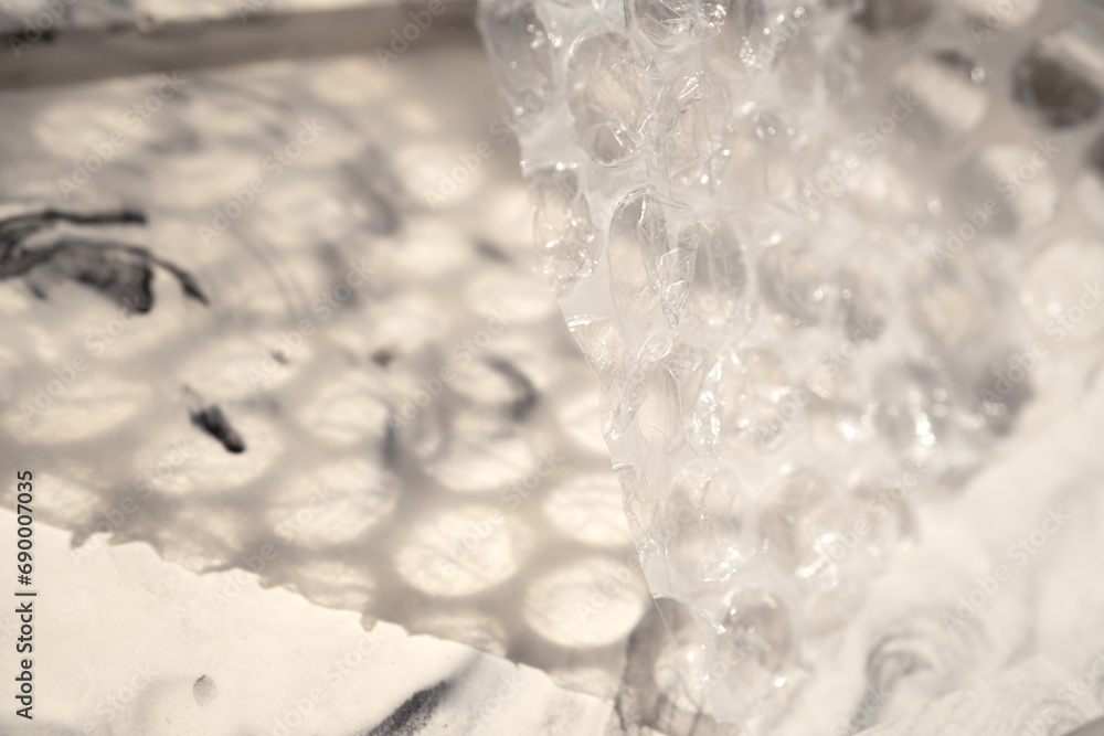 Textured bubble wrap for packaging. Packaging using non-ecological materials. Textured bubble wrap for packaging. Packaging using non-ecological materials.
