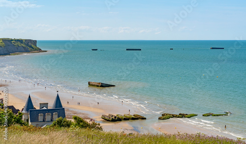 Fototapeta Naklejka Na Ścianę i Meble -  Gold beach near Arromanches-les-Bains