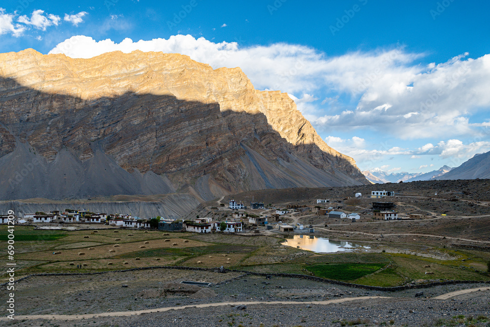 Fototapeta premium landscape of spity valley in india