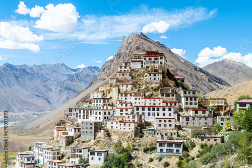 Obraz na płótnie views of kee monastery in spiti valley, india w salonie