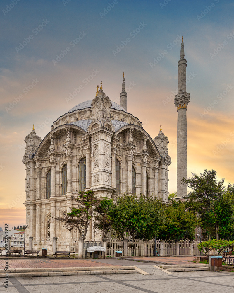 Beautiful view of the famous Ortakoy Mosque in Ortakoy neighborhood, Istanbul, Turkey, before sunset, with a sense of peace and tranquility