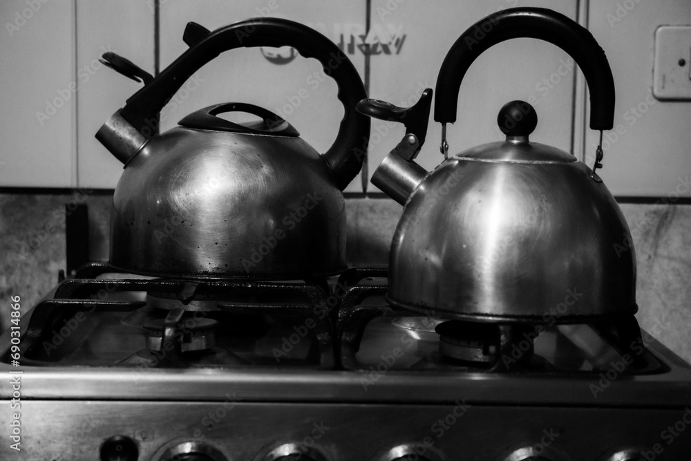 RANDOM PICTURES IN BLACK AND WHITE RANDOM PICTURES IN BLACK AND WHITE
