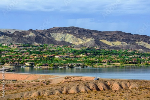 Photography 4K Luxury House by the Lake Las Vegas in Nevada with Mountain View