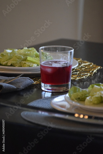 Wallpaper Mural glass of wine Torontodigital.ca