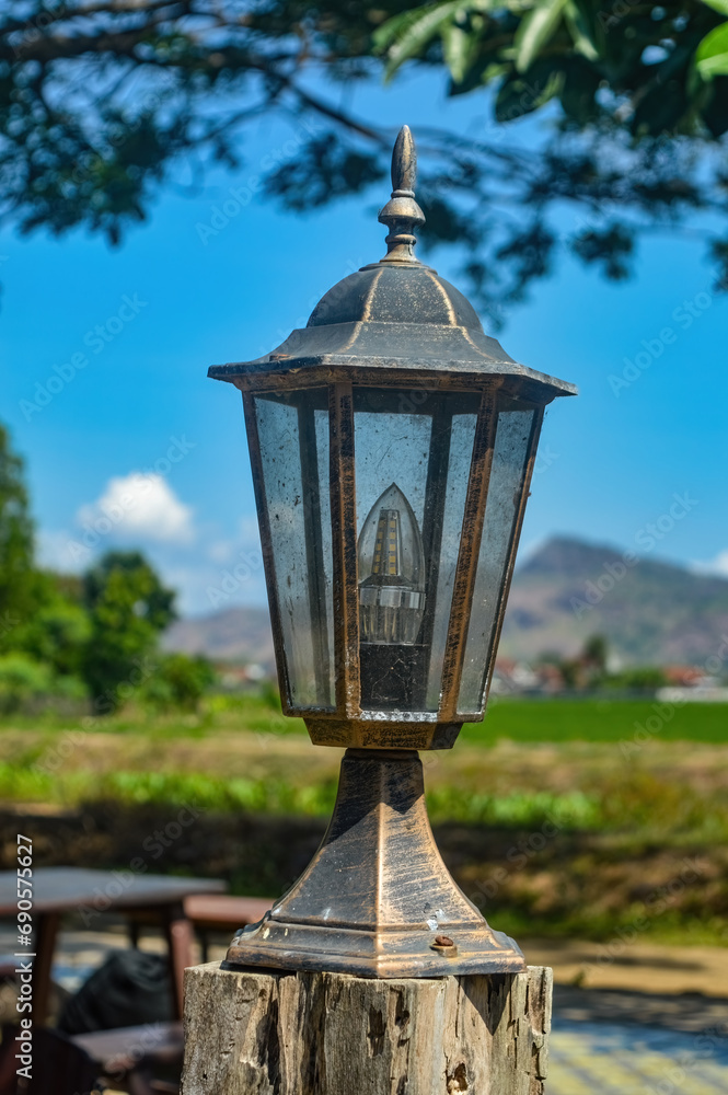 an antique European Nordic style lamp decoration