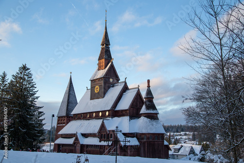 Stabkirche Hahnenklee Harz Goslar im Winter