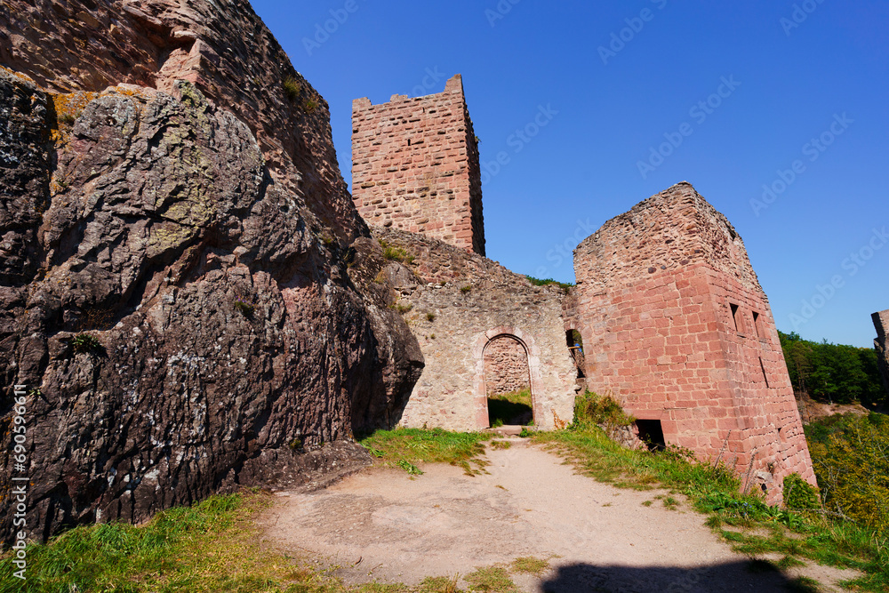 un ancien château à Ribeauvillé- Alsace -France