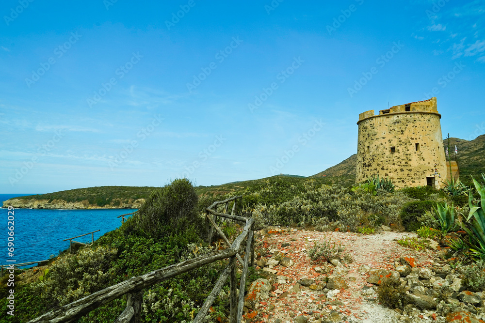 Panorama dalla scogliera di Torre Canai. Isola di Sant'Antioco. Sardegna, Italia