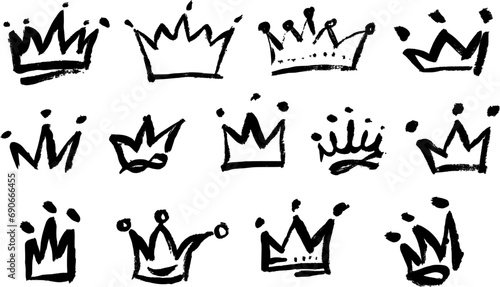 Grunge Crown Icon Set
