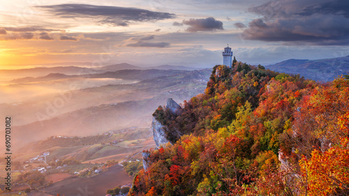 Obraz na płótnie San Marino, Republic of San Marino, Italy. Aerial landscape image of San Marino, Italy at beautiful autumn sunrise. w salonie