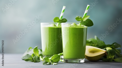 Refreshing Green Smoothies and a Fresh Apple
