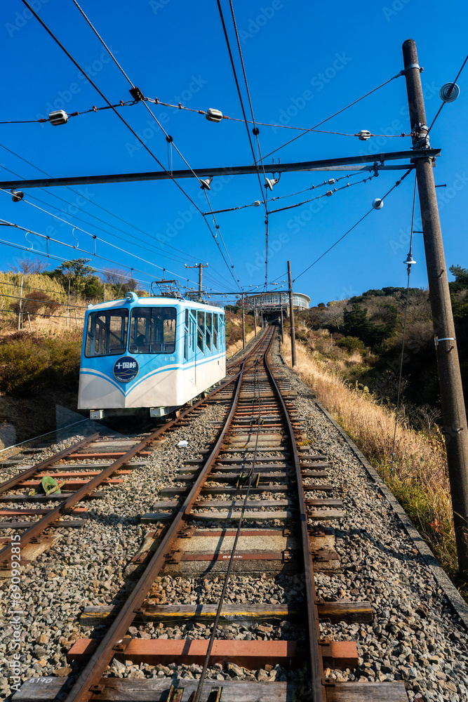 Fototapeta premium 十国峠パノラマケーブルカー 静岡県 函南町