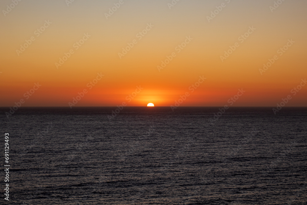  pôr-do-sol  no oceano pacífico Viña del Mar Valparaíso Chile