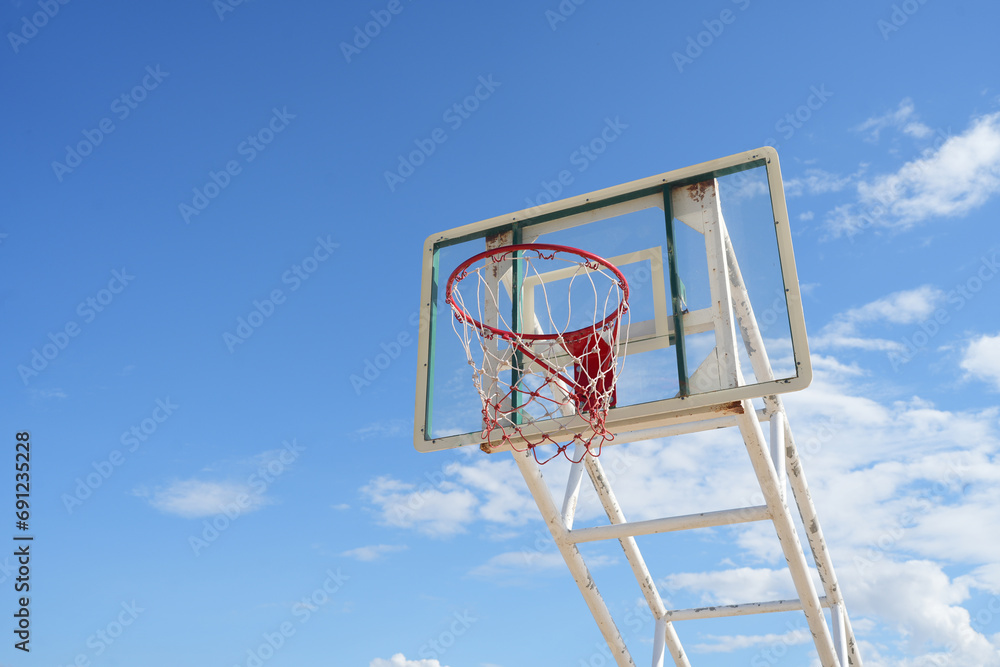Basketball hoop for youth to play in the park