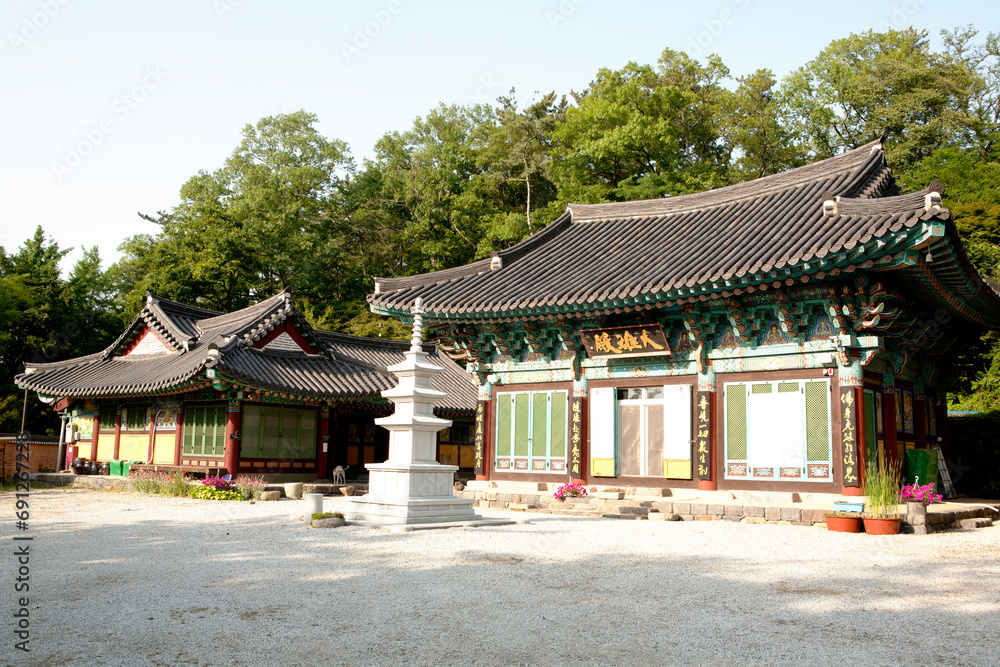 Buddhist temple Buddhist temple
