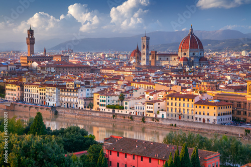 Obraz na płótnie Florence, Italy. Aerial cityscape image of iconic Florence, Italy at beautiful autumn sunset. w salonie