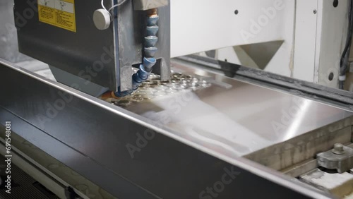 CNC milling machine for sheets aluminium, wood, acryl, alucobond, alucore, aludibond photo