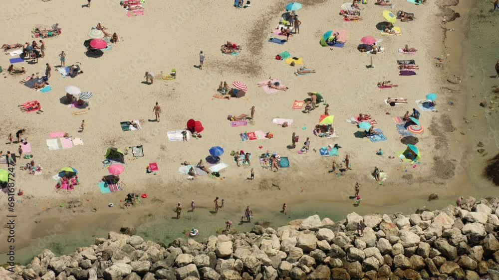 Plage du Prophète à Marseille en été Plage du Prophète à Marseille en été