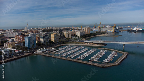 Cádiz ciudad .