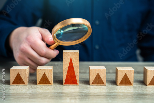 Tableau sur toile Investigate abnormally high rates