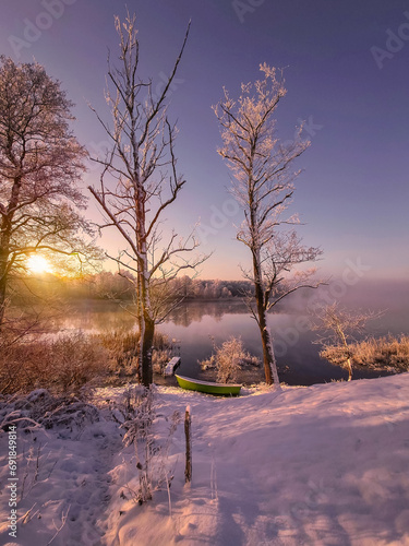 Zimowy Krajobraz Warmii i Mazur. Jezioro Wadąg