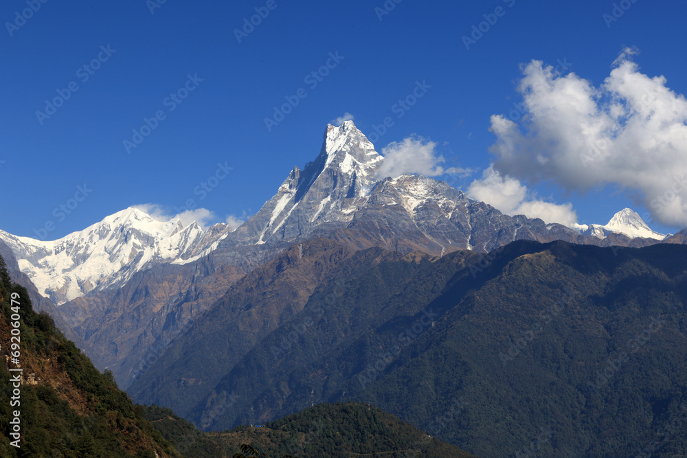 Φωτογραφία Machapuchare or Fishtail Peak, Gandaki Province of Nepal, is a point of Annapurn