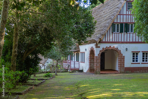 Schutzhaus im Parque Florestal das Queimadas photo