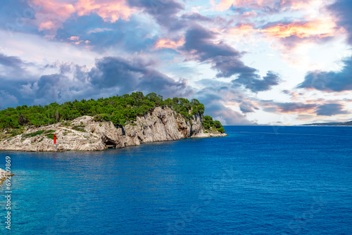 Fototapeta Naklejka Na Ścianę i Meble -  Rocky seashore on the Adriatic coast. Croatia.