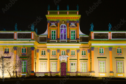 Obraz na płótnie Wilanow Palace in Festive Illumination in Warsaw w salonie