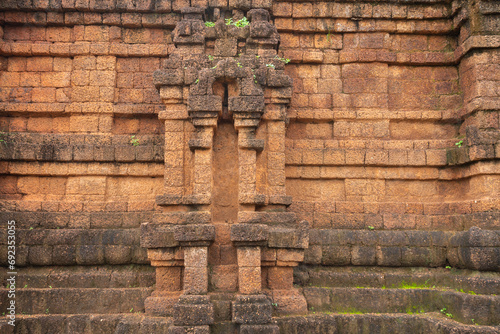 Textured old brick wall  Khao Klang Nok Si Thep Ancient City: Thailand's 7th World Heritage Site
Located in Si Thep Subdistrict, Si Thep District, Phetchabun 