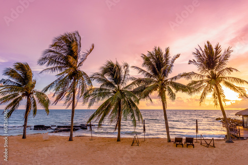 Sunset on the  Ong Lang beach, Phu Quoc island