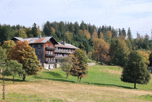 Idyllische Herbstlandschaft im Bayerischen Wald photo