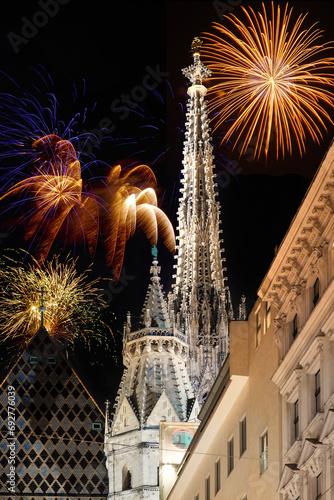 Photography Stephansdom mit Feuerwerk