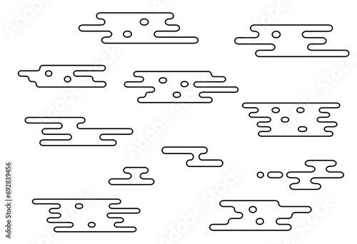 線画の和風の雲、エ霞のイラスト
