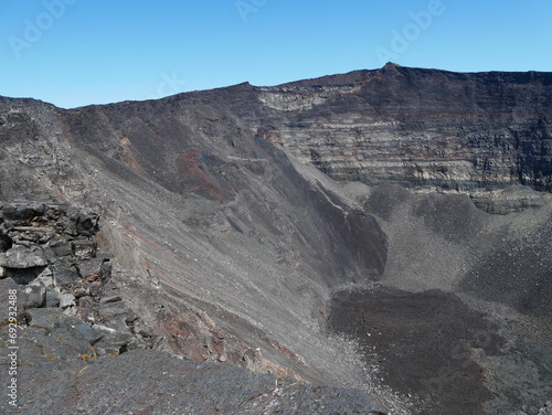 Φωτογραφία The dolomieu crater of Piton de la Fournaise active volcano, la Réunion island