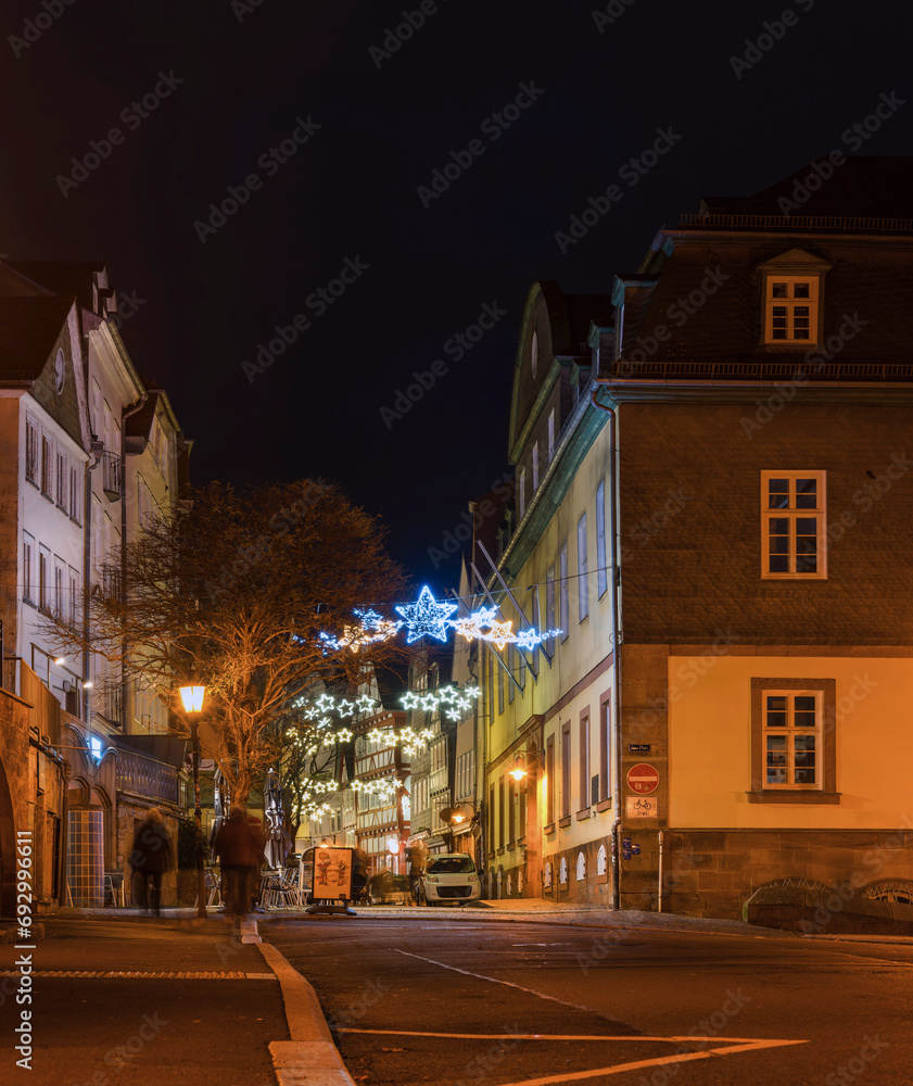 Altstadt Marburg, Adventszeit Lichter, Dezemberwetter, keine Menschen