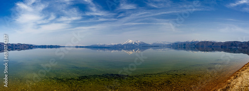 猪苗代湖の湖畔から望む磐梯山のパノラマ風景 photo