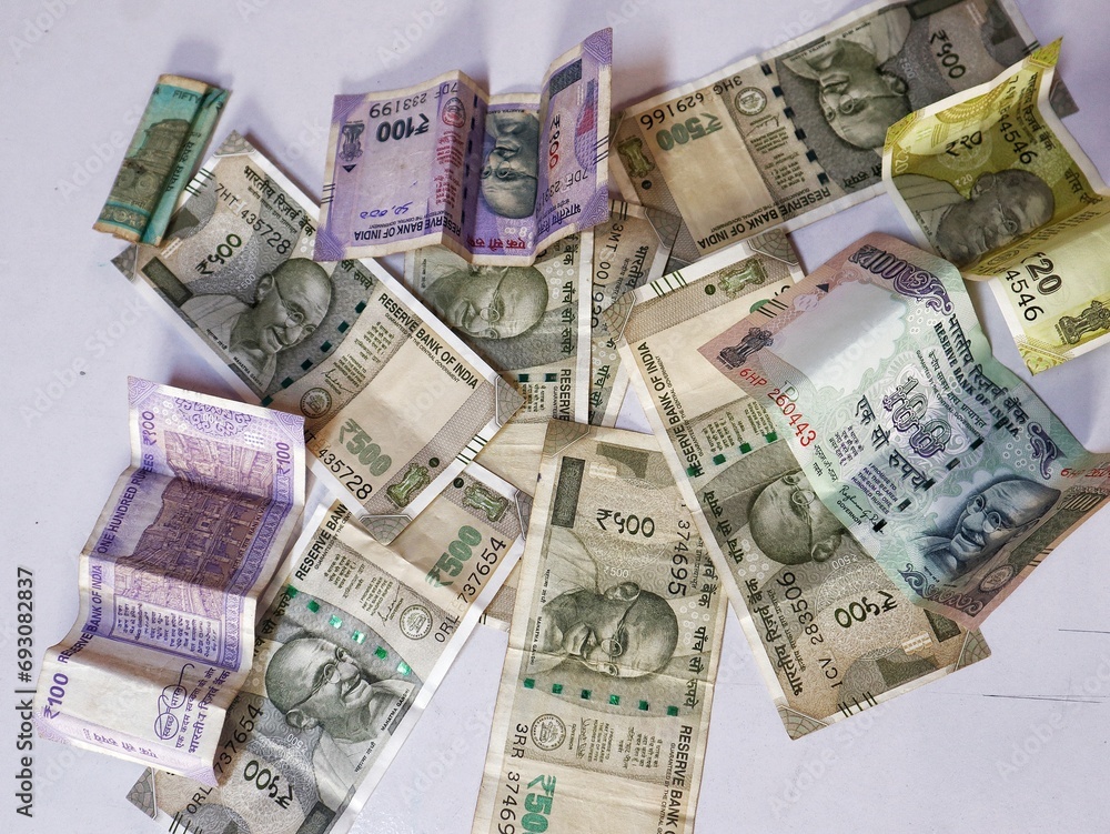 Indian currency in one frame , five hundred, hundred rupees Note, selective focus 