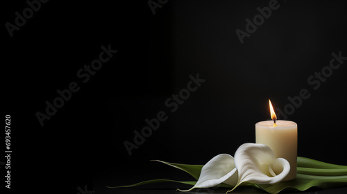 Kerze mit Blumen, Platz für Copy Text, Anzeige, Trauer, Beerdigung, generative Ai	