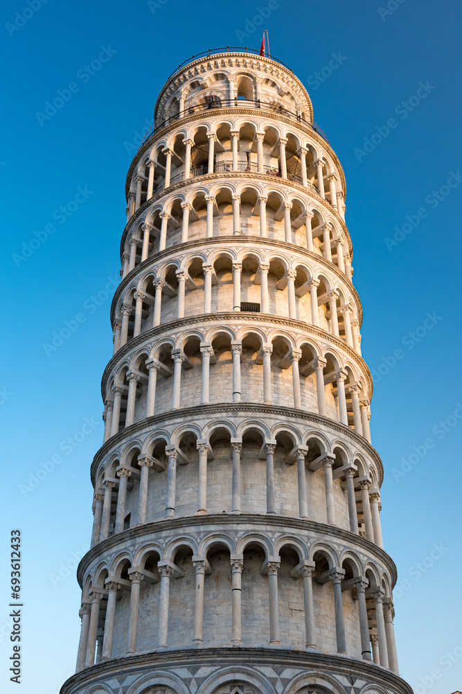 The leaning tower of Pisa, a famous landmark of Italy