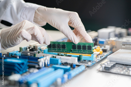 Canvastavla installing ram (random access memory into pc motherboard, hardware service cente
