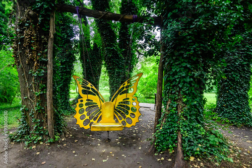 Canvastavla Vivid landscape in Alexandru Buia Botanical Garden from Craiova in Dolj county,
