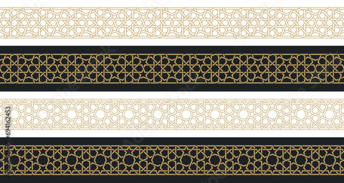 Seamless strokes pattern in authentic arabian style.