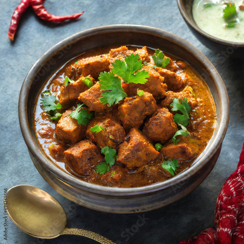 mutton liver fry or kaleji masala, popular non vegetarian recipe from india and pakistan