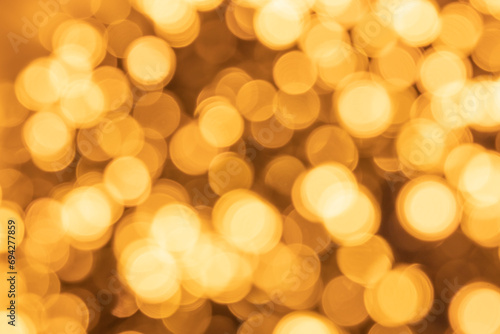 Verschwommene  Geldene Lichter mit Bokeh-Effekt