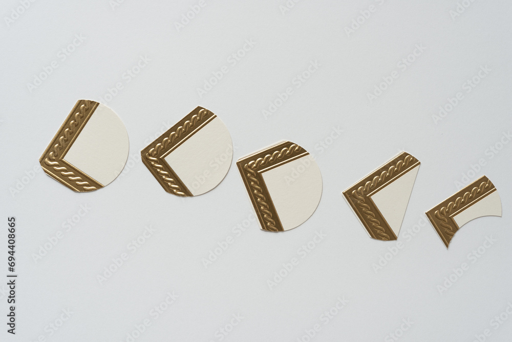 row of decorative gold trim circles corners - obrazy, fototapety, plakaty 