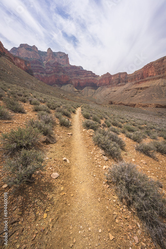 Obraz na płótnie hiking the tonto trail in the grand canyon national park, arizona, usa w salonie
