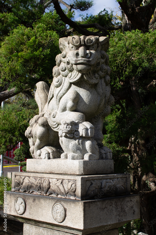 Leones Fu, perros guardianes templos y santuarios japoneses, Japón Leones Fu, perros guardianes templos y santuarios japoneses, Japón